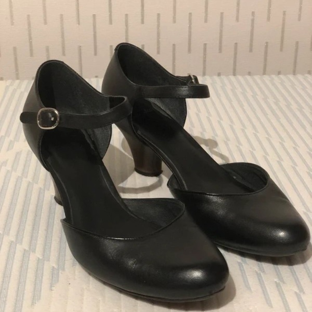 Chic Black Heels with Ankle Strap